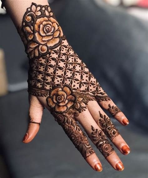 15_Top 14 Latest Mehndi Designs For Raksha Bandhan  Rakhiin