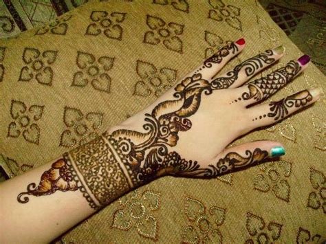 3_Latest  Best Eid Mehndi Designs 15  StylesGapcom