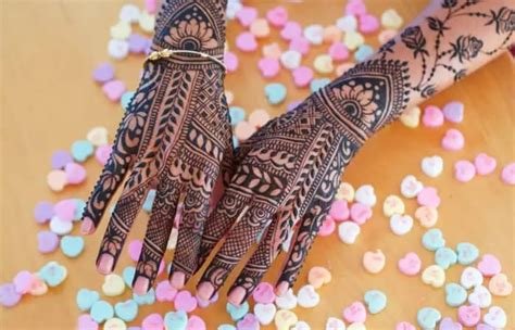 11_11 Rangoli Mehndi Designs Thatll Make You Fall In Love