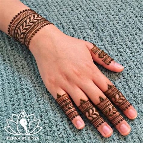 7_25 Beautiful Ring Mehndi Designs For Your Hands