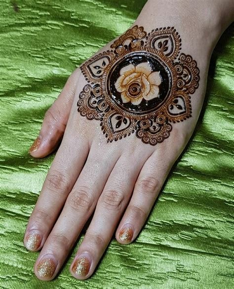 11_Round Mehndi Designs 55 Easy Circle Shape Mehandi Design for Brides