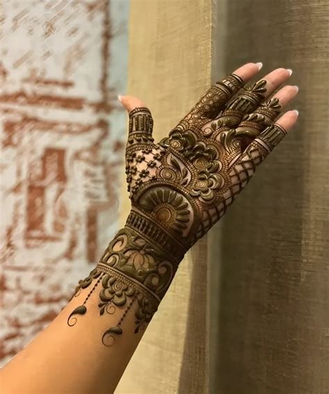 13_Royal Khafif Mehndi Design Ideas 20 Latest Pictures 2024