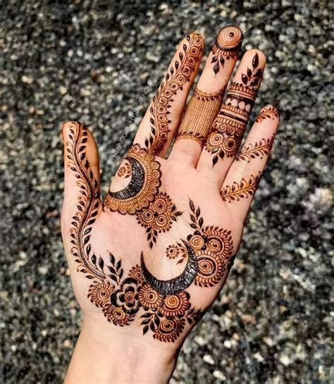 3_61 Best Royal Mehndi Designs For Front Hand And Back Hand  Fabbon