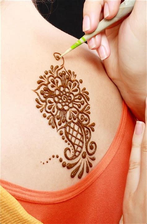 5_30 Most Popular Mehndi Tattoo Designs in 2019