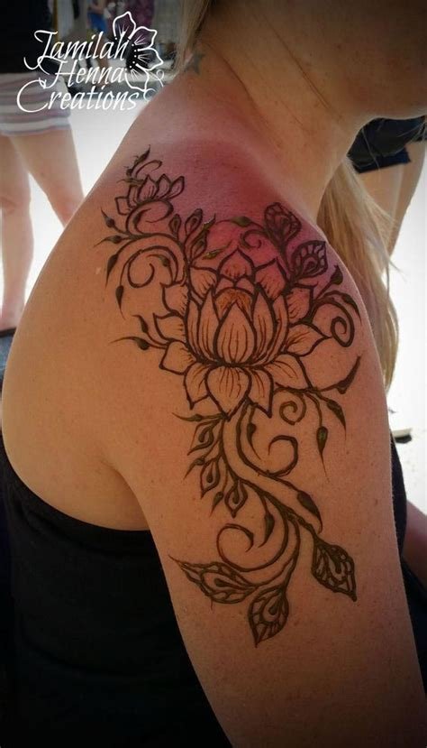 7_20 Best Shoulder Mehndi Designs For Those Who Love To Experiment