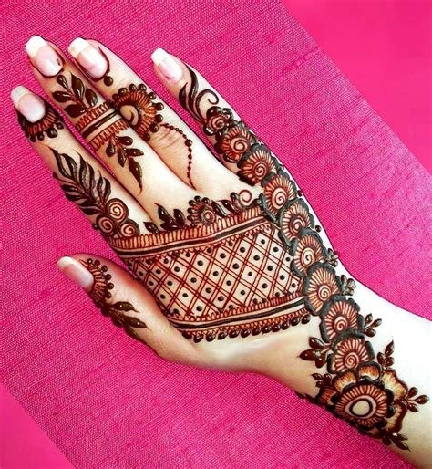 4_Simple Back Hand Mehndi Design Bridal  Design Talk