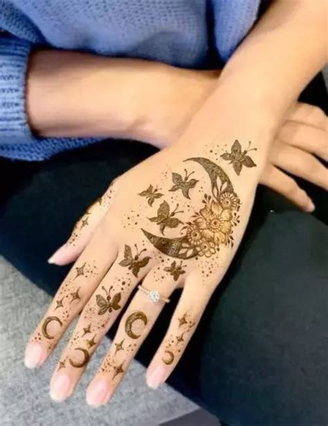 1_27 Stunning Butterfly Mehndi Designs Simple And Unique  Fabbon