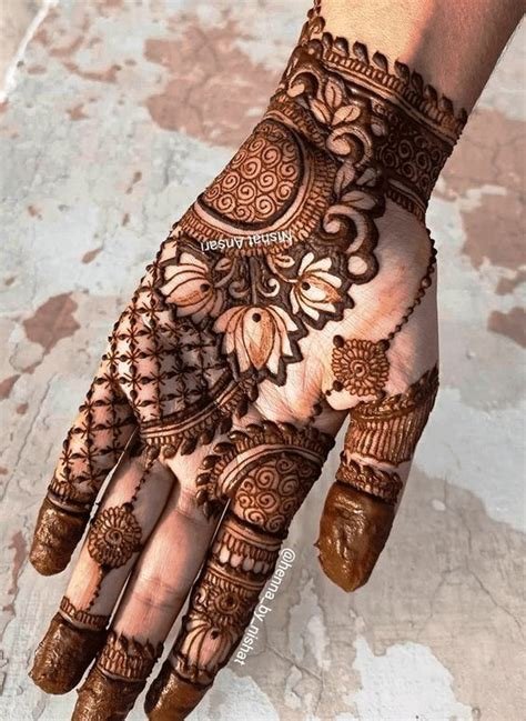 2_Top 50 Bridal Mehndi Designs You Should Try in 2019