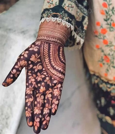 4_11 Palm Mehndi Designs  From Simple To Stunning