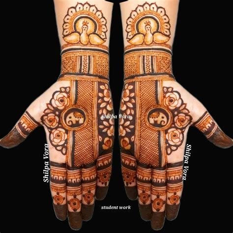 15_Half Hand Mehndi Designs For Brides  Bridesmaids  front hand 6  K4