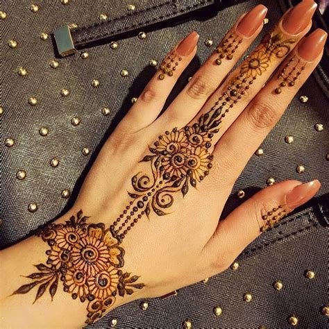 9_Top 111 Latest  Simple Arabic Mehndi Designs for Hands  Legs