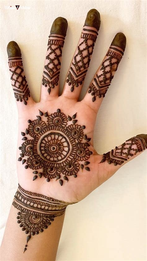 5_51 Karwa Chauth Mehndi Designs For Newlywed Brides