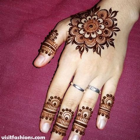 5_Latest Mehndi Designs 2020  60 Simple And New Mehendi Designs