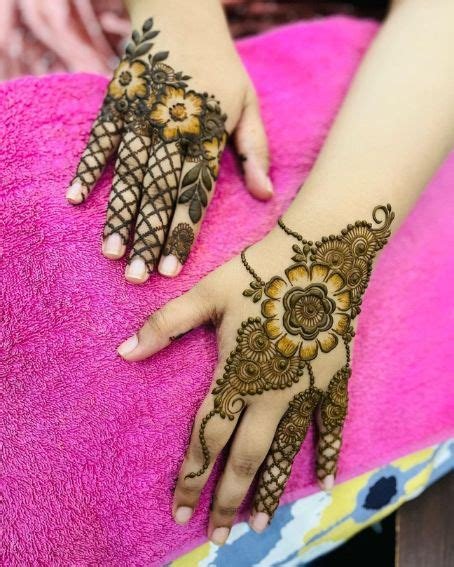 13_40 Simple  Easy Mehendi Designs for Brides