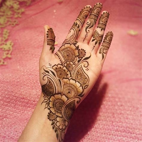 5_21 Simple Mehndi Design for Left Hand Inspirations For The Bride Squad