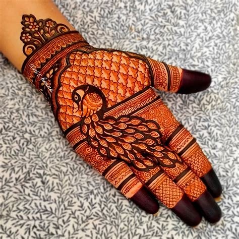 13_45 Remarkable Peacock Mehndi Designs for the Brides of Today