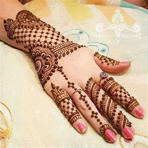 9_26 Exquisite Back Hand Mehndi Designs for Your Wedding