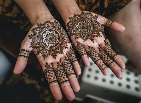 4_35 Mehndi Designs for Diwali Mehndi designs  weddingbels