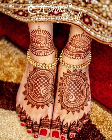 7_Top 111 Evergreen And Simple Mehndi Designs For Legs  Foot