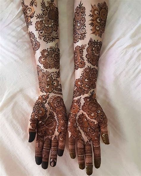 7_Shimmer Easy Bridal Mehndi Designs  Crayon