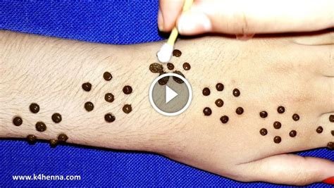 2_Easy Mehndi Trick with Earbud  Ethnic Fashion Inspirations