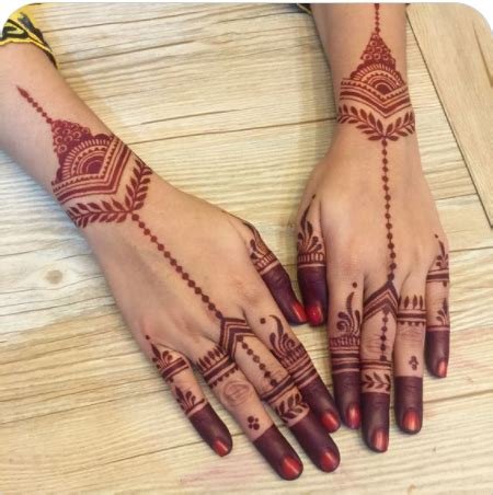 9_Red mehndi design  Simple Craft Idea