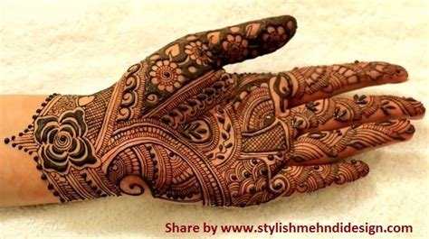 1_Easy Simple Negative Space henna Mehndi design  ArtsyCraftsyDad