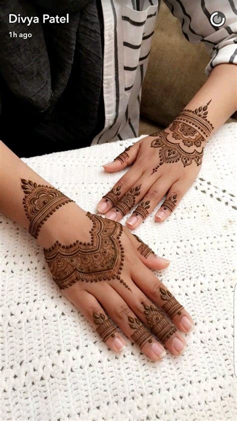 14_Easy Mehndi Designs that are Quick to Try Yourself  FashionGlint