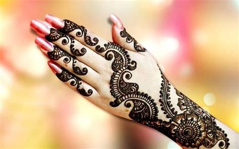 1_Thick and Bold Mehndi Design  Folder