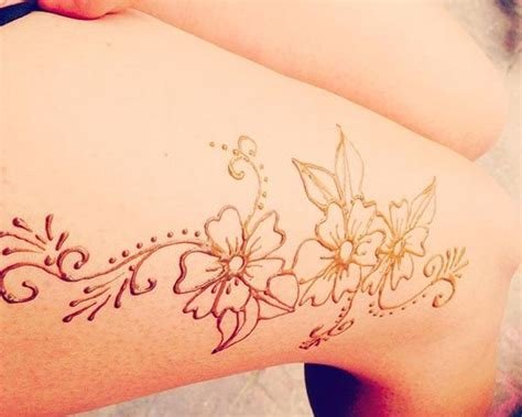 15_Thigh Mehndi  Amazing Thigh Henna Mehndi Tattoo Art Designs  Mehndi