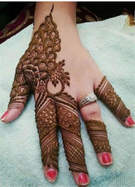 5_Ek Ungli Ki Mehndi Design  Moslem Selected Images