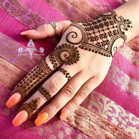 14_Easy Mehndi Designs For Beginners Step By Step