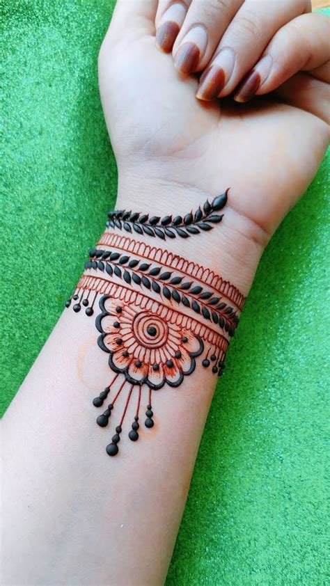 12_Top 10 Henna Wrist Cuff Designs To Try